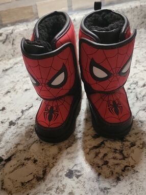 Marvel Spider-Man Red and Black Kids Winter Boots